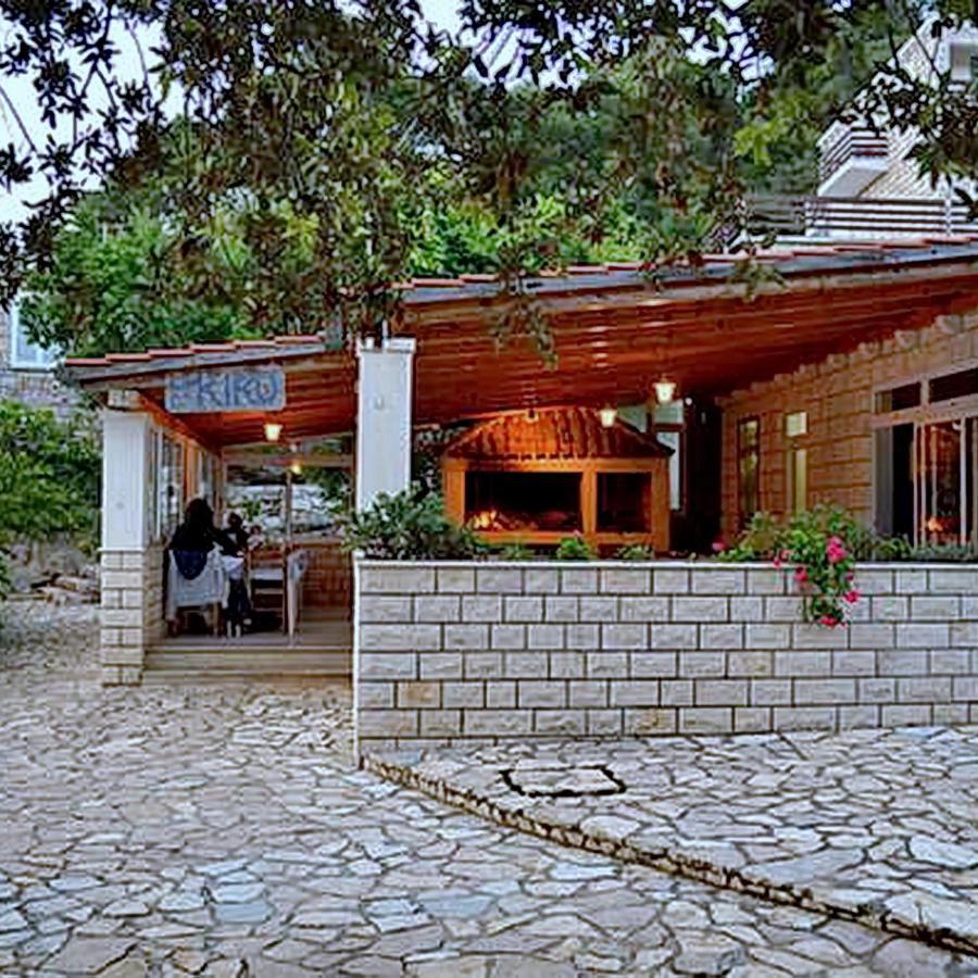 Guest House Kiko Pomena Exterior photo